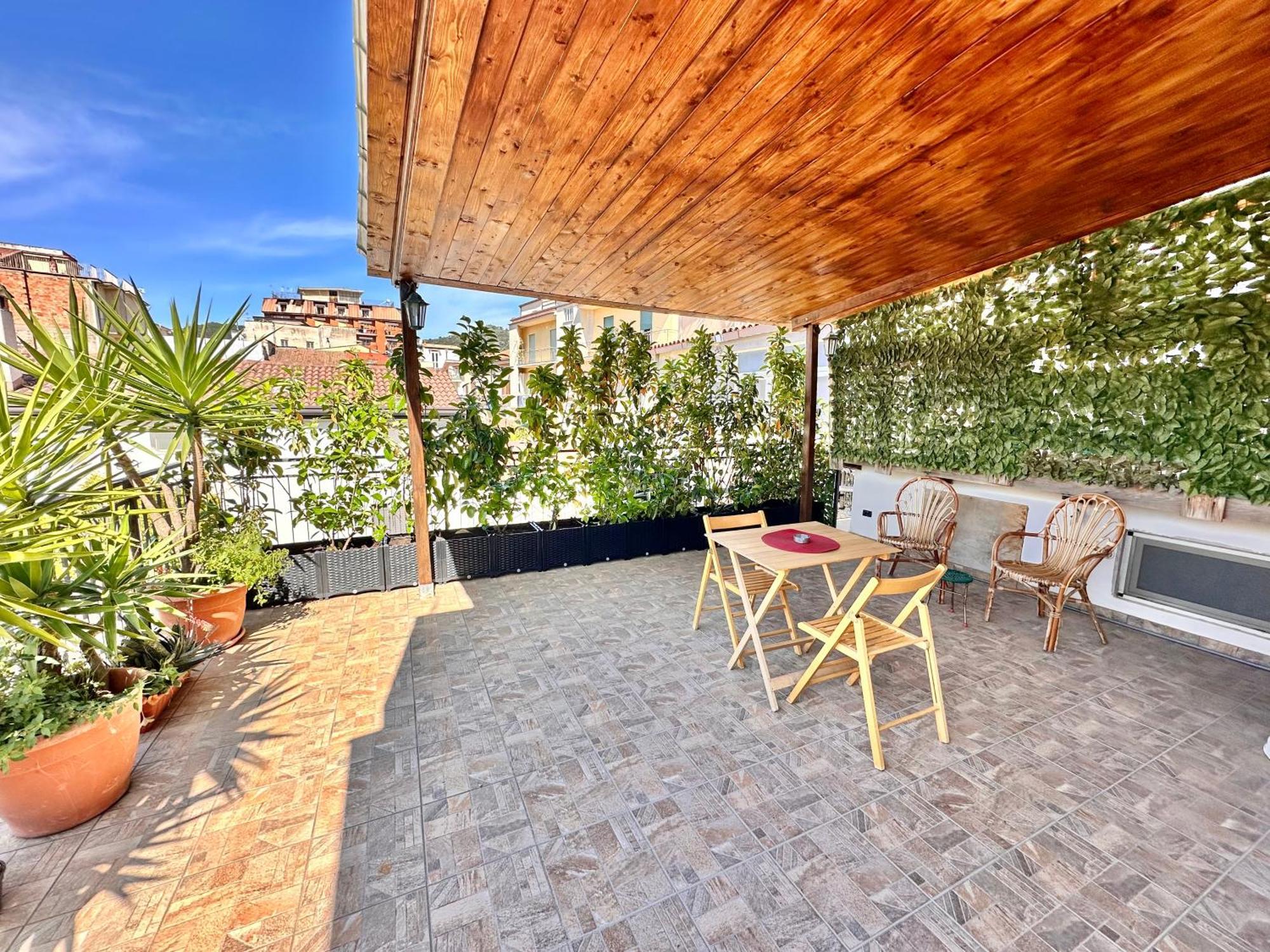 サプリ La Terrazzaヴィラ エクステリア 写真